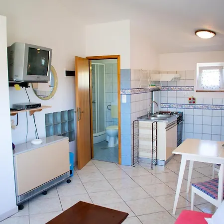 By The Sea - 2253 Apartment Medulin