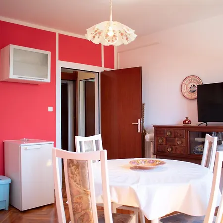 By The Sea - 2253 Apartment *